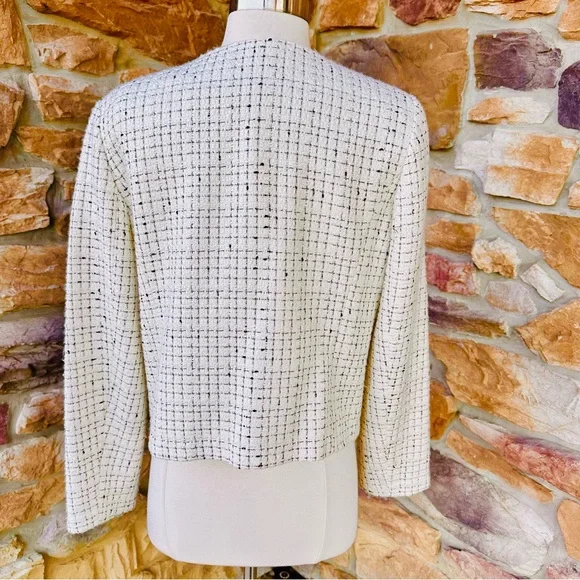 Banana Republic Factory BOUCLÉ MOTO IVORY PETITE JACKET - Picture 9 of 16